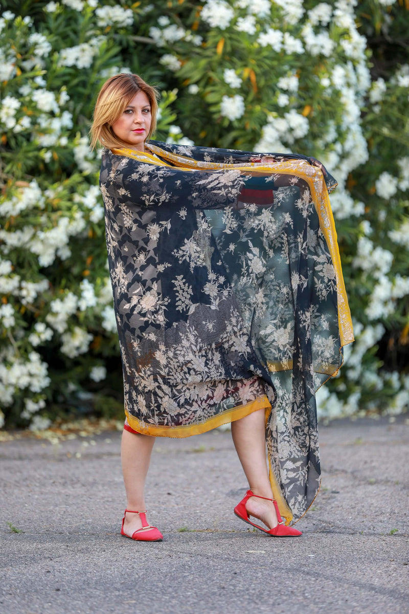 Black Dress and Shawl - Dupatta by Sana Safinaz - Trendz & Traditionz Boutique 